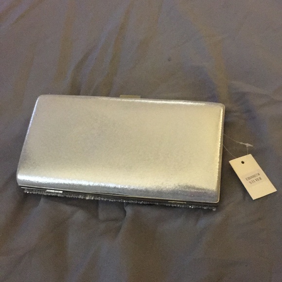 New Beaded clutch w/ shoulder strap chain - Picture 2 of 3